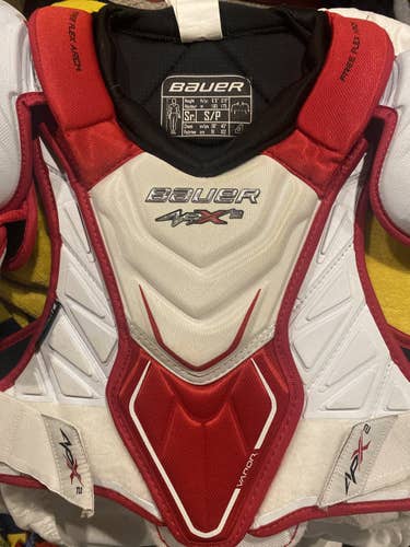 Bauer vapor shoulder pad small adult APX2