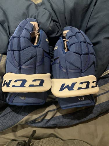 Blue Senior CCM 14" Pro Stock HG12 Gloves