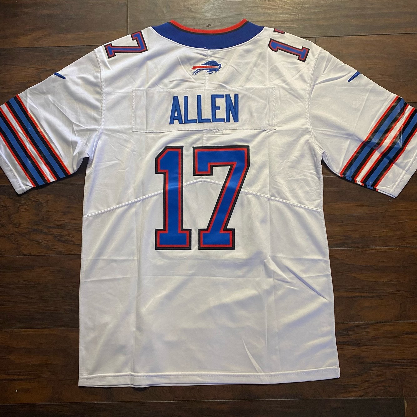 Josh Allen Buffalo Bills Nike Men's Dri-Fit NFL Limited Football Jersey in White, Size: Large | 31NMBBLR81F-EY0