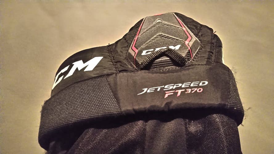 Black Junior Used Small CCM JetSpeed FT370 Hockey Pants