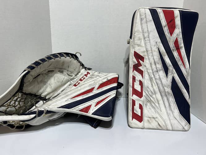 CCM E4.9 reg Glove and Blocker set