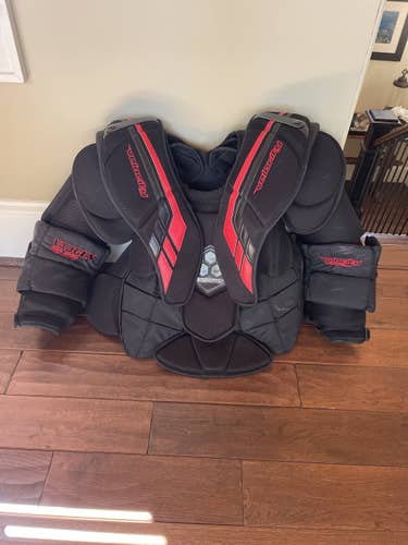 Used Senior Large Vaughn Velocity VE8 Pro Goalie Chest Protector