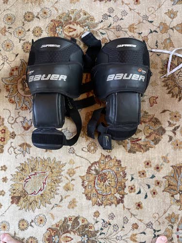 Used Bauer Supreme Knee Guards