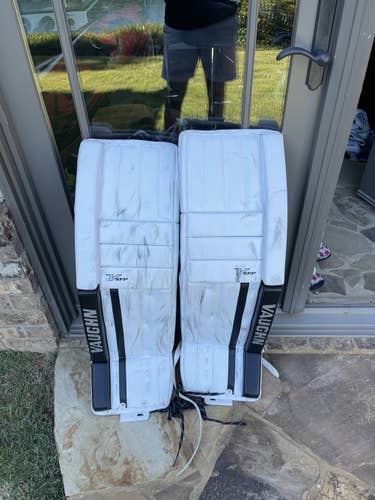 White Senior 35"+2 Vaughn  Velocity XFP Goalie Leg Pads