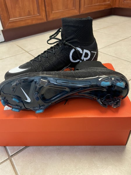 New CR7 Glimmer Size 9.5 (Women's 10.5) Nike Mercurial Superfly FG Cleats