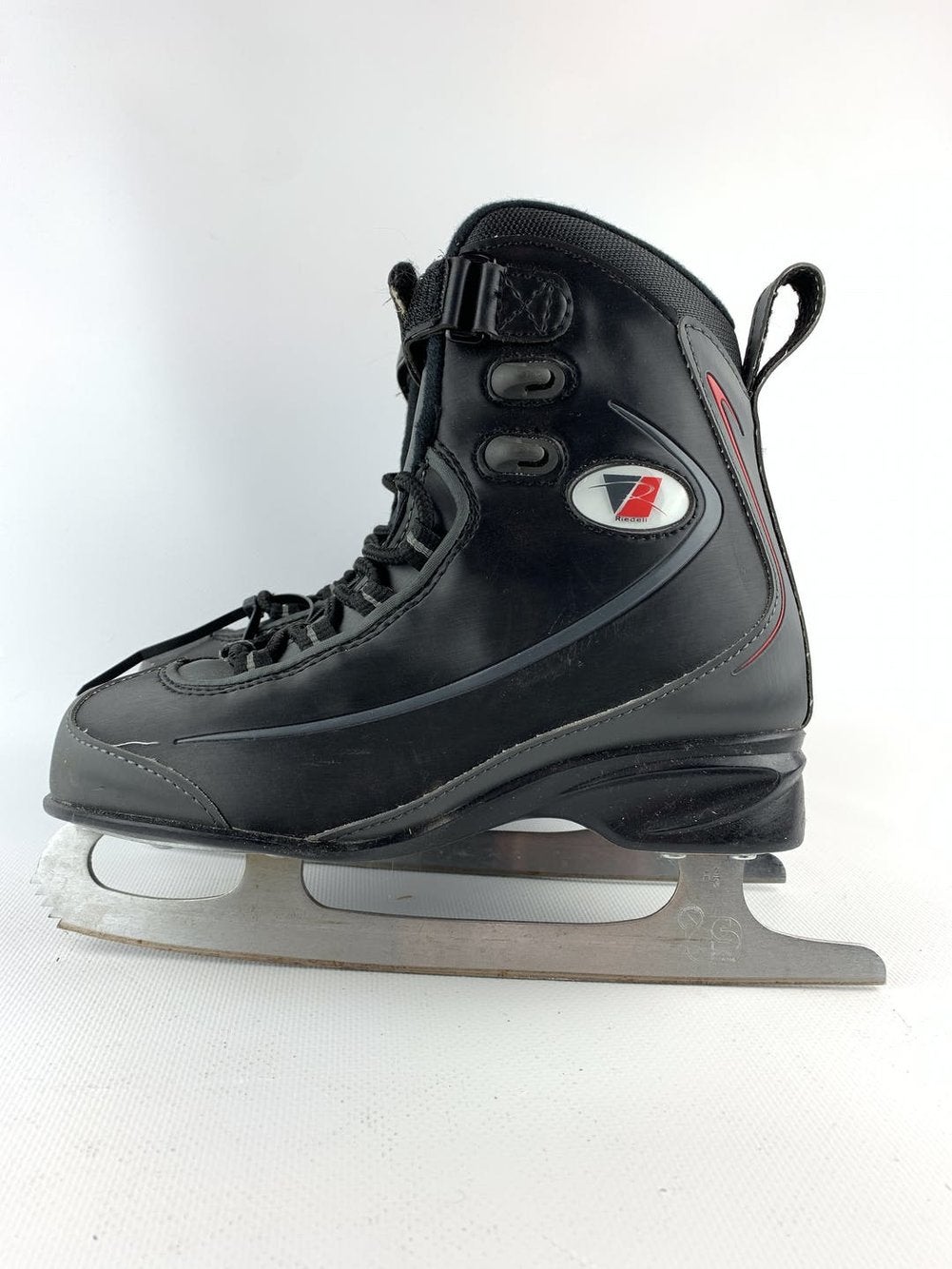 Brand New Reebok 5K ice hockey skates junior jr size 4D recreational skate black 
