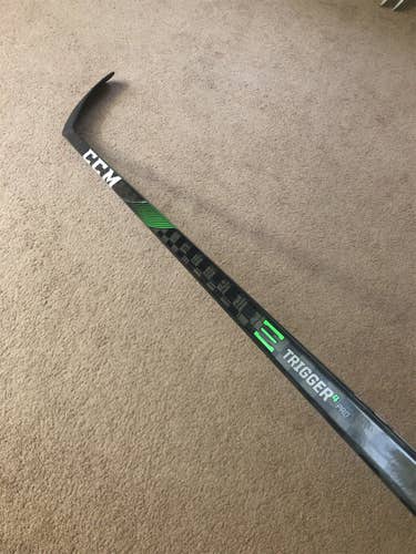 CCM RibCor Trigger 4 Pro P29 85 Flex Left