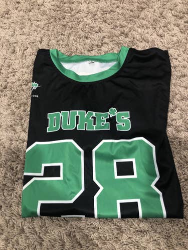 Duke’s Lacrosse #28 Shooting Shirt - YXL