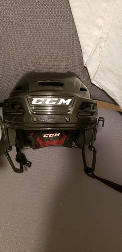 CCM Resistance 300 Sr Medium Black