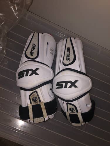 Used Medium STX Stallion 500 Arm Pads