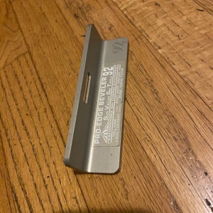 SVST Sharpening Tool - 2 Degree Edge Guide