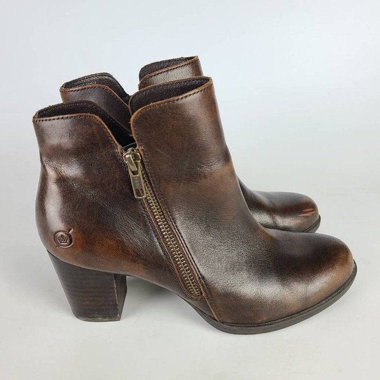 born side zip leather booties