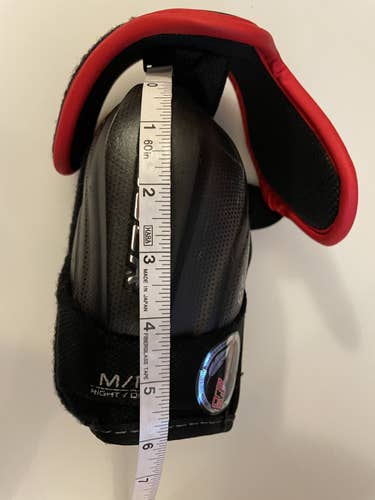Junior Used Medium Bauer Vapor 1X Lite Elbow Pads