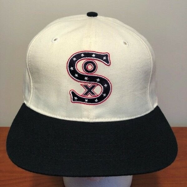 CHICAGO WHITE SOX VINTAGE 1990'S ROMAN FITTED ADULT HAT 7 1/4 - Bucks  County Baseball Co.