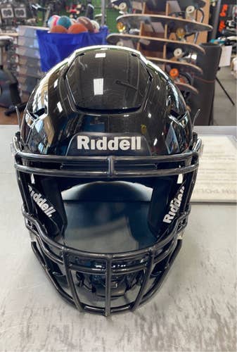 Riddell Used Medium Helmet