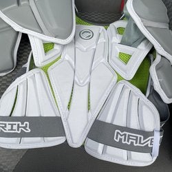 Used Medium Maverik MAX EKG Shoulder Pads