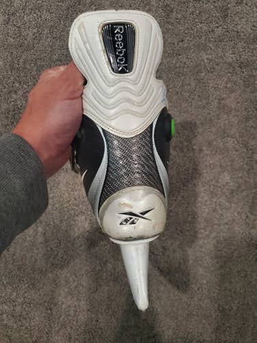 Used Senior Reebok 11k Hockey Skates Regular Width Size 7.5