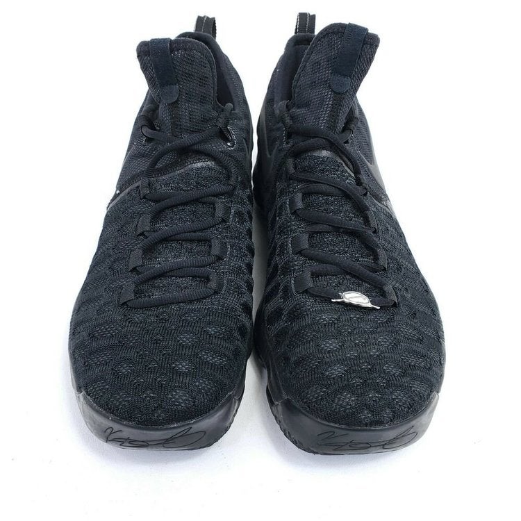 kd 9 black space
