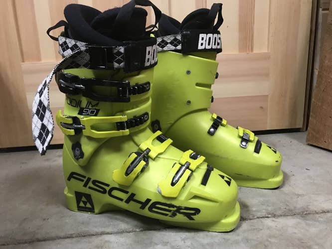 26.5 Fischer RC4 Podium 90 Ski Boots