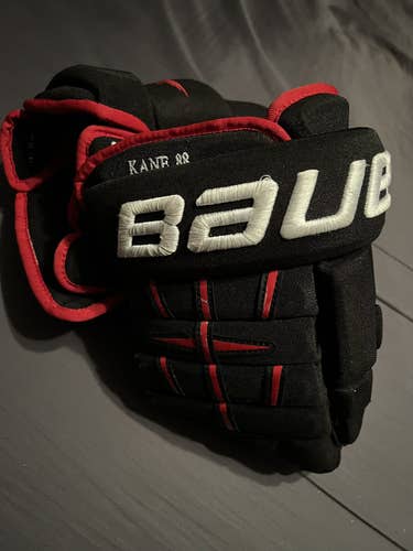 Patrick Kane Bauer 4 Roll hockey glove