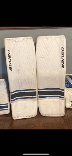 Senior Bauer Ultrasonic Goalie Leg Pads Small