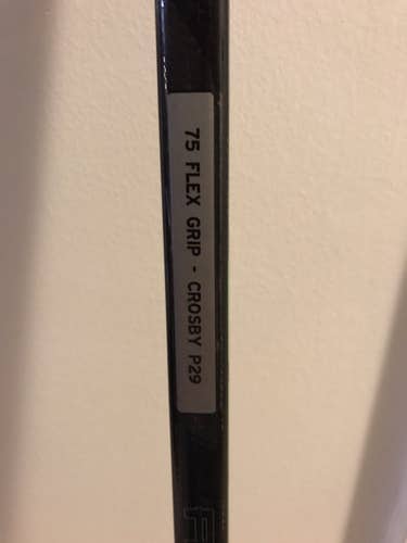 Senior Right Handed Mid Pattern  Ribcor Trigger 5 Pro Hockey Stick