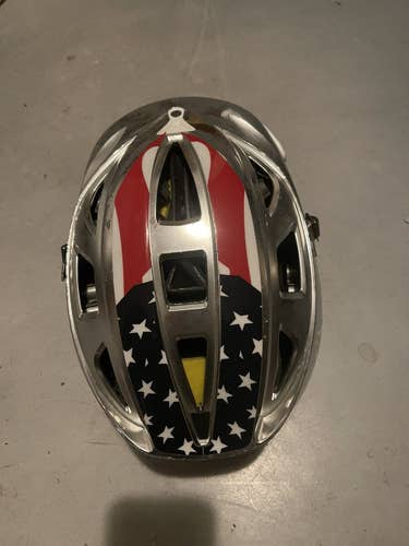 Cascade R chrome helmet. Black Chin Strap