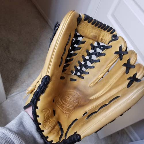 Used High School/College Rawlings Right Hand Throw Outfield Pro Preferred Baseball Glove 12.75"