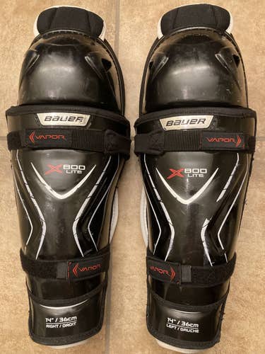 Used Senior Bauer Vapor X800 Lite Shin Pads - 14"