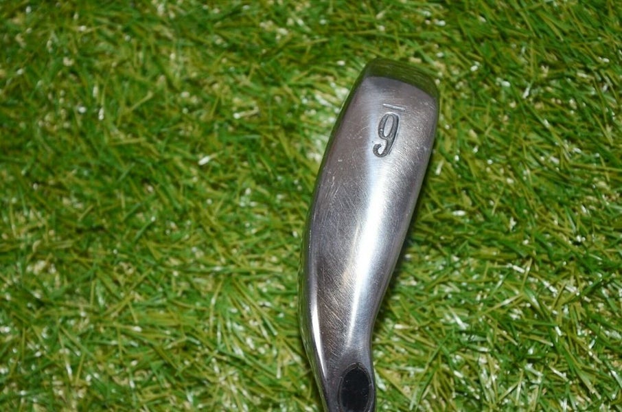 Callaway 	Big Bertha 	6 Iron 	Right Handed 	37.5"	Steel 	Uniflex 	New Grip