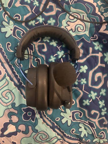 Hyper x cloud s gaming headset