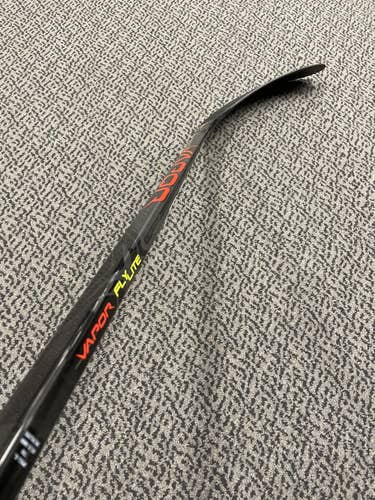 Bauer Vapor FlyLite P92 curve 70 flex left hand pro stock hockey stick