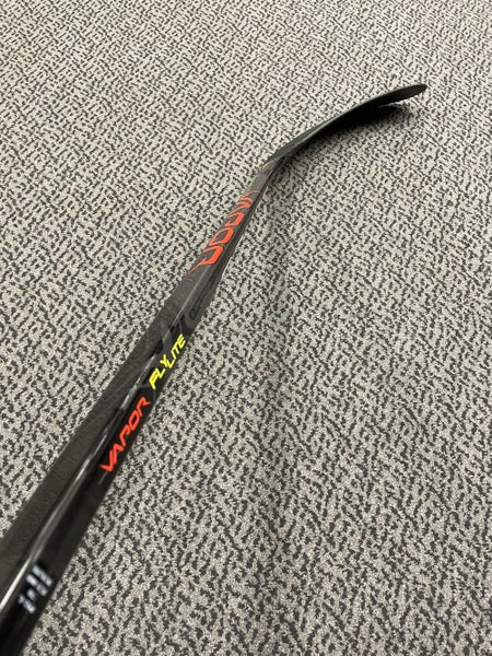 Bauer Vapor FlyLite P92 curve 70 flex left hand pro stock hockey stick