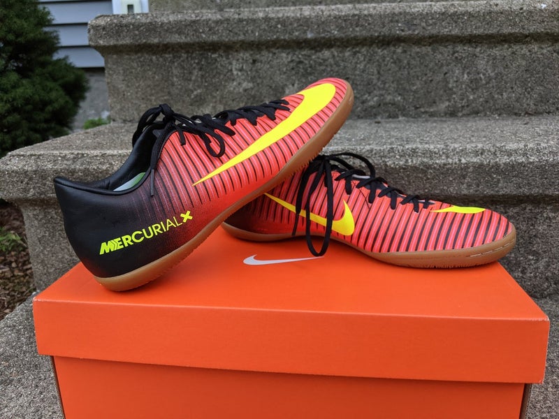 Mens US 7 Indoor Nike Mercurial X Victory VI IC Cleats