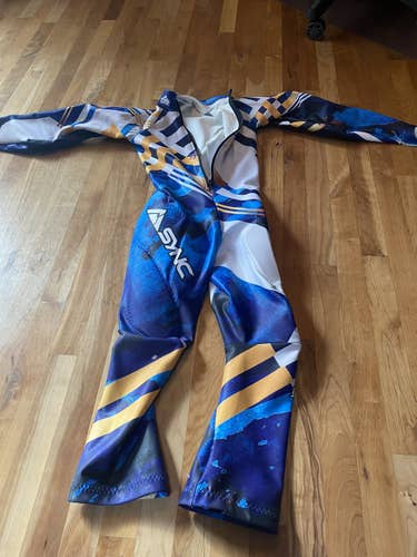 Boys JR. Large Size 12-14 2020 SYNC GS Suit