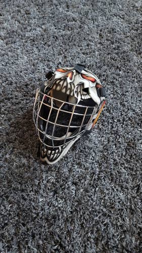 Airbrushed sr.Goalie Mask Size Med