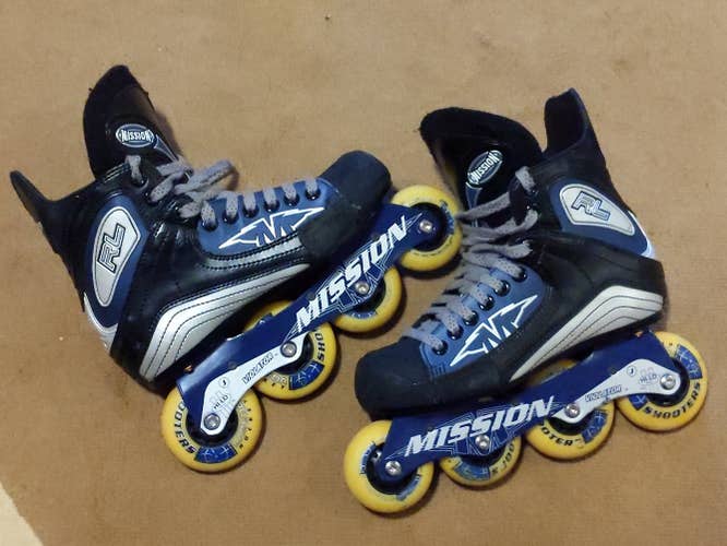 Junior Used Mission Inline Skates Regular Width Size 5