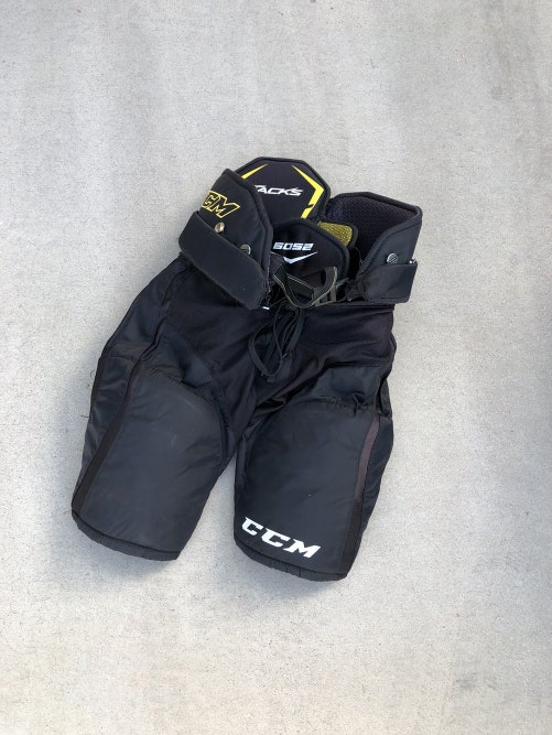 Black Junior XL CCM  Tacks 6052 Hockey Pants