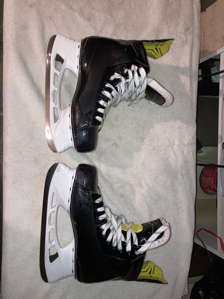 Senior Bauer Regular Width Size 8.5 Supreme S29 Hockey Skates