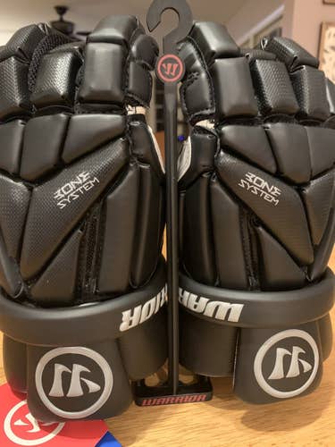 Black New Player's Warrior 12" Evo Lacrosse Gloves