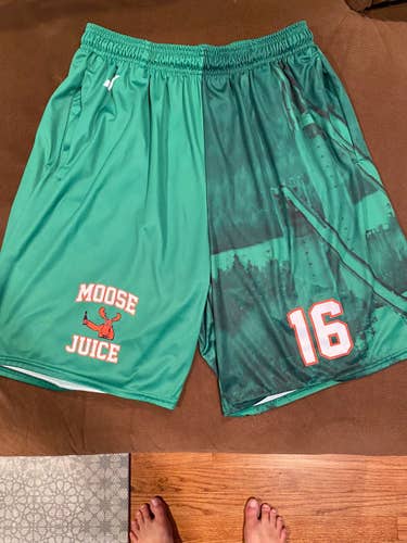Team Harpoon Moose Juice Lake Placid Shorts