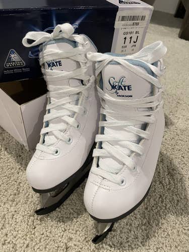 *NEW*Jackson SoftSkate Child size 11J