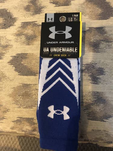 NEW blue Under Armour undeniable crew socks