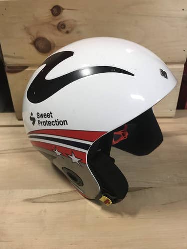 S/M Sweet Protection Helmet FIS Legal