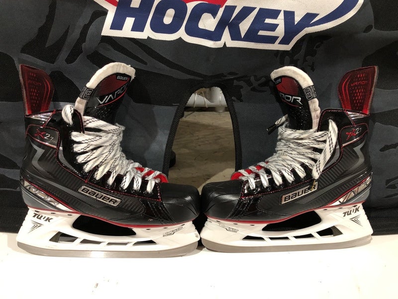Senior Bauer Regular Width Size 8.5 Vapor X2.7 Hockey Skates