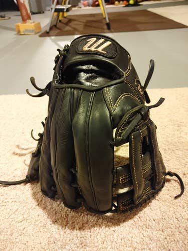 Marucci Founders Series 12.75" Glove