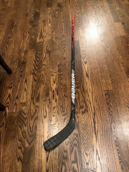 Used Senior Bauer Right Handed Vapor FlyLite Hockey Stick