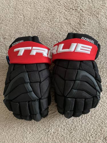 True XC9 Pro-stock Gloves | Dzingel - OTT | size 14”