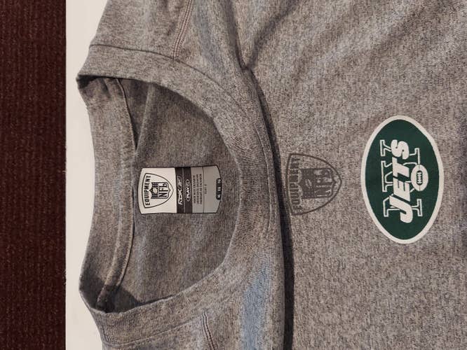 NWOT Gray NY Jets NFL Equipment by Reebok Warm Weather Wicking Compression Shirt (Size Adult XL)