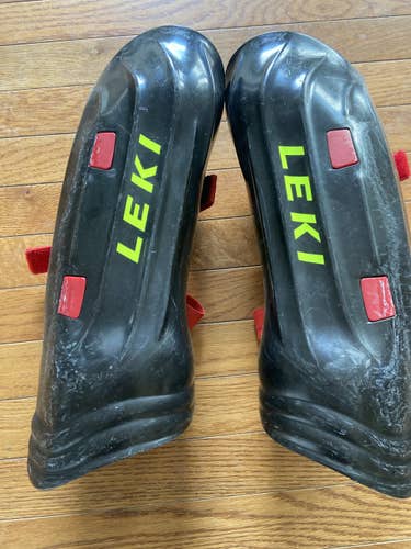 Used One Size Fits All Leki Shin Guard